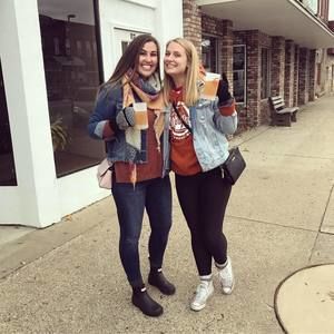 Meet your Posher, Kenzie